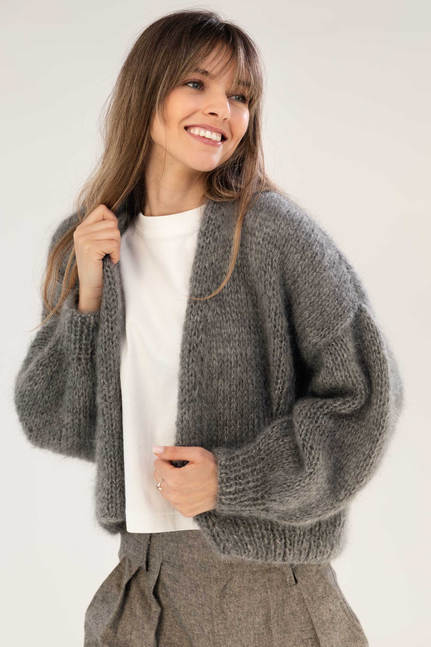 Mohair blend cardigan in grey color. Handmade, oversized fit, buttonless