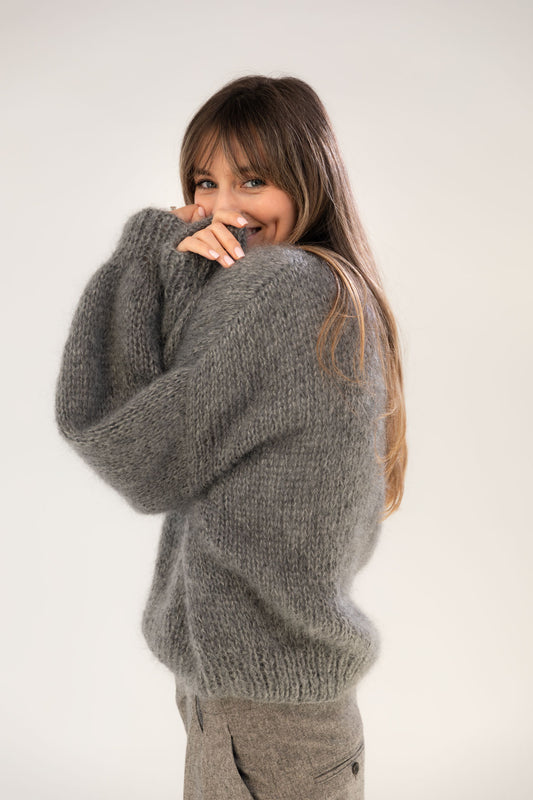 Mohair blend cardigan in grey melange color. Handmade, oversized fit, buttonless