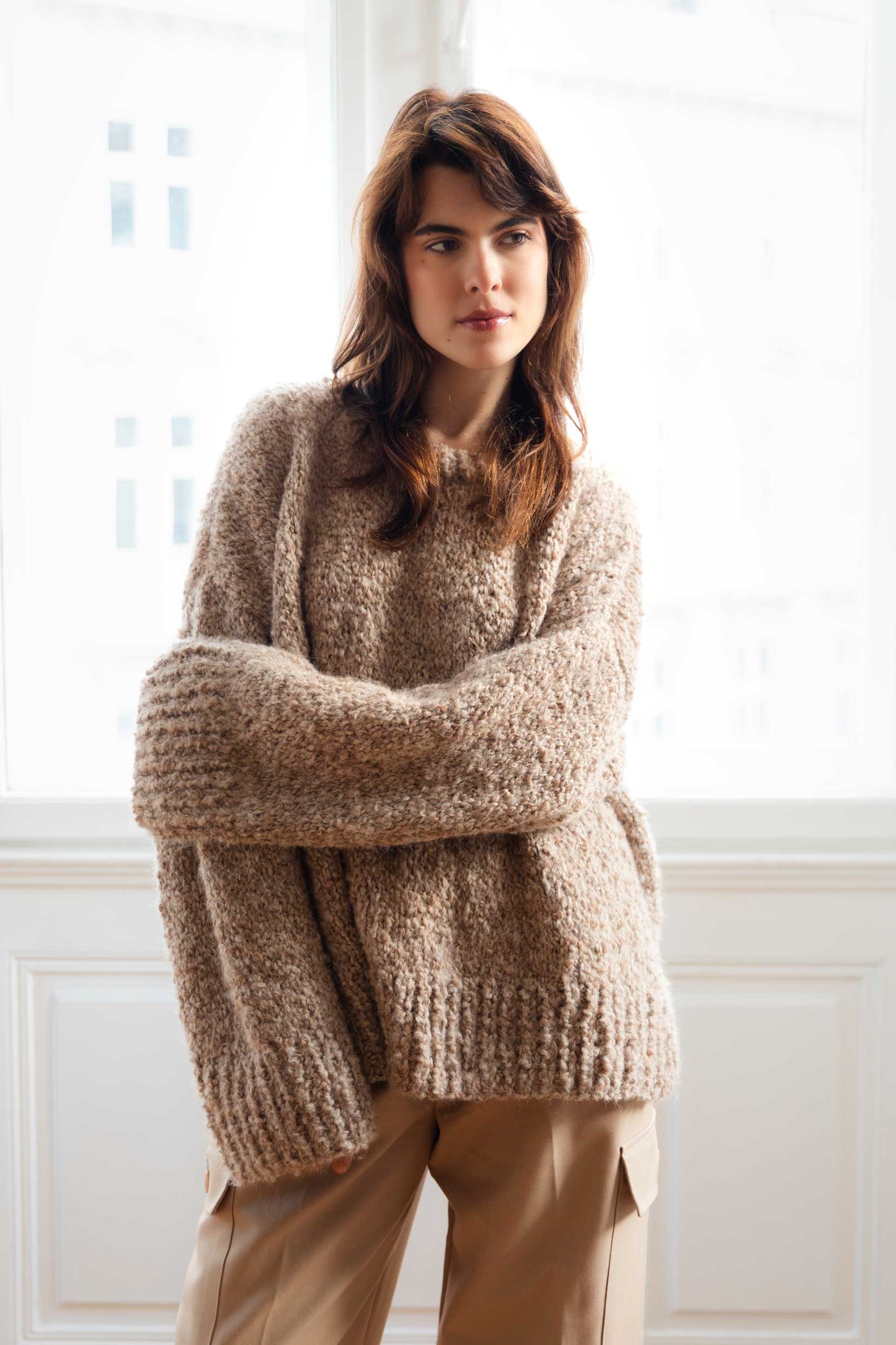 Alpaca bouclé sweater in two shades of beige