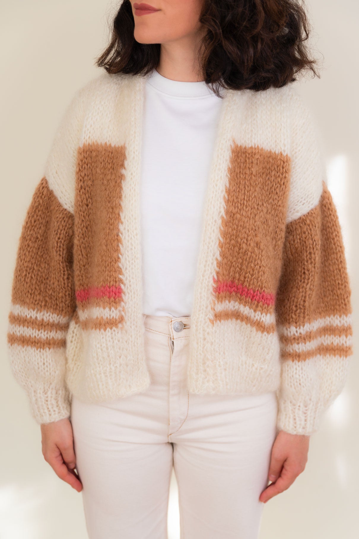 Mohair-Bio Wool Cardigan with camel and ivory white stripes.
