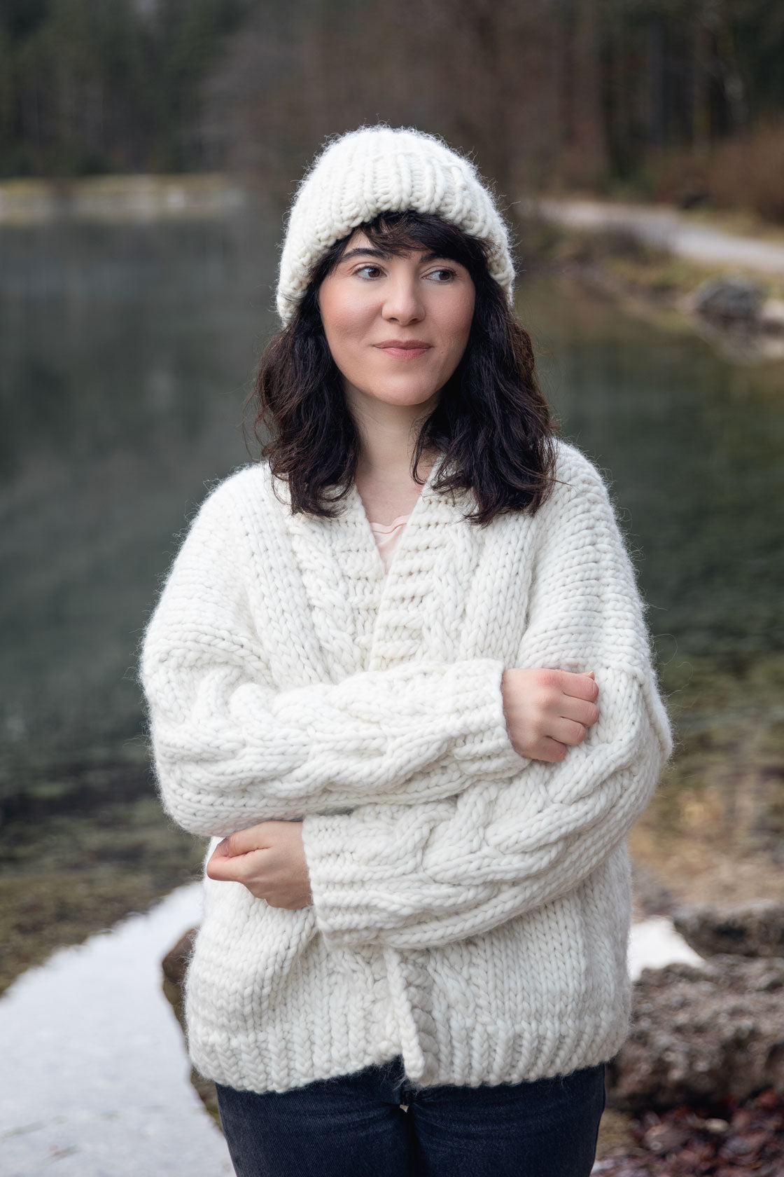 Chunky wool beanie, handmade in white color. A unique gift for a friend or family member or a great addition to your winter wardrobe. 